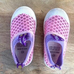 Pink and purple toddler water shoes Asian sz 24
